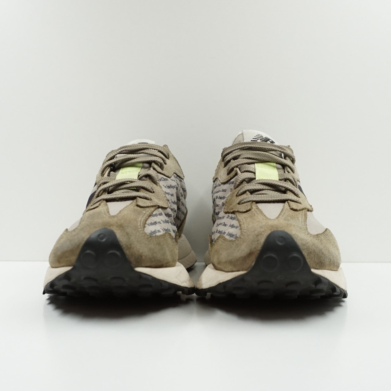New Balance 327 Aluminum