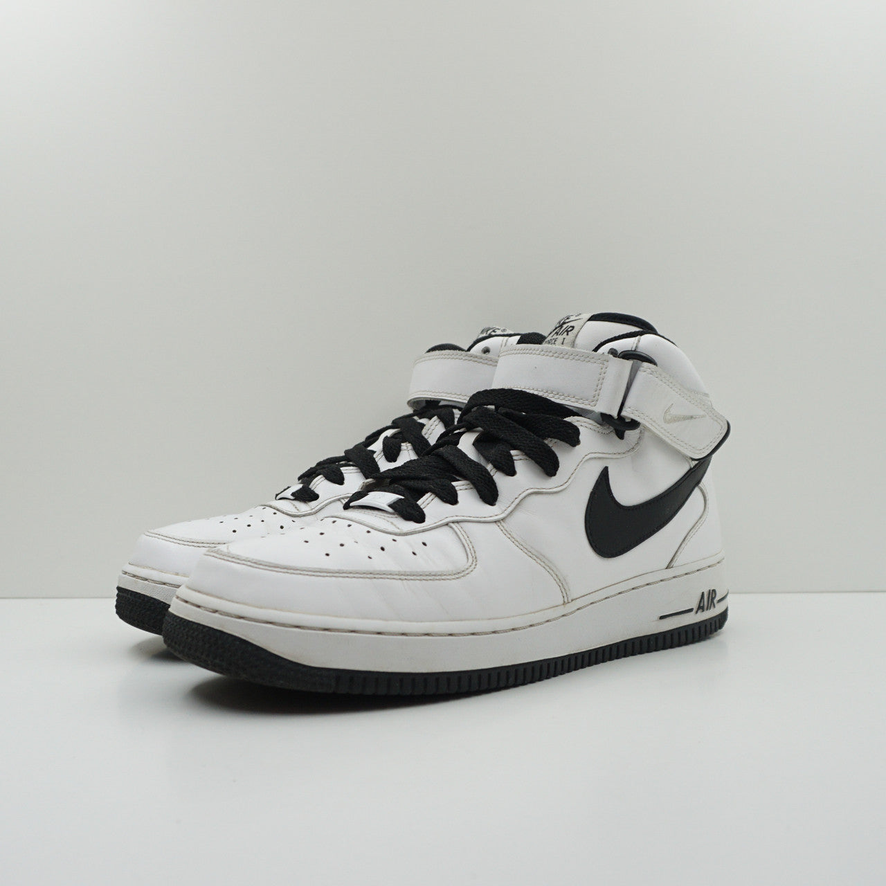 Nike Air Force 1 Mid White/Black