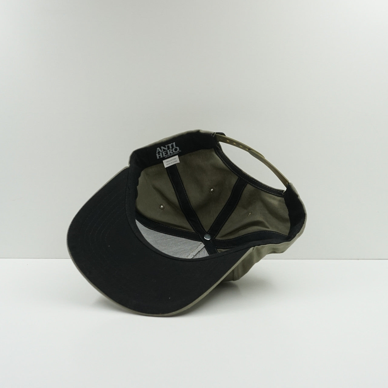 Boutique Sportif Stockholm Olive Eagle Adjustable Cap