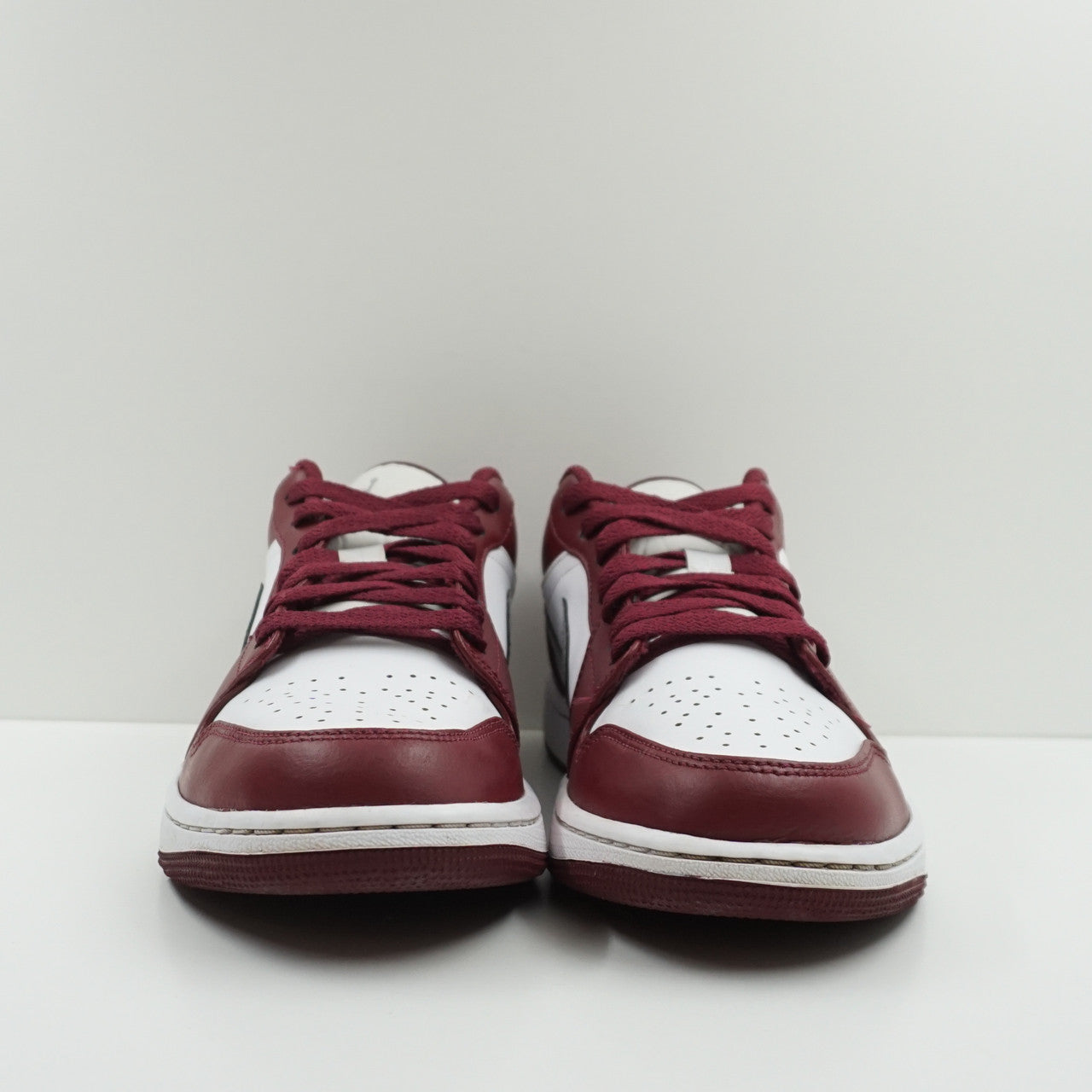 Jordan 1 Low White Bordeaux