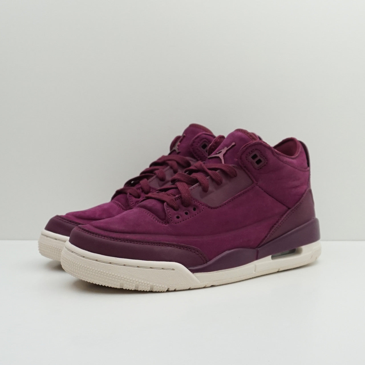 Jordan 3 Retro Bordeaux (W)