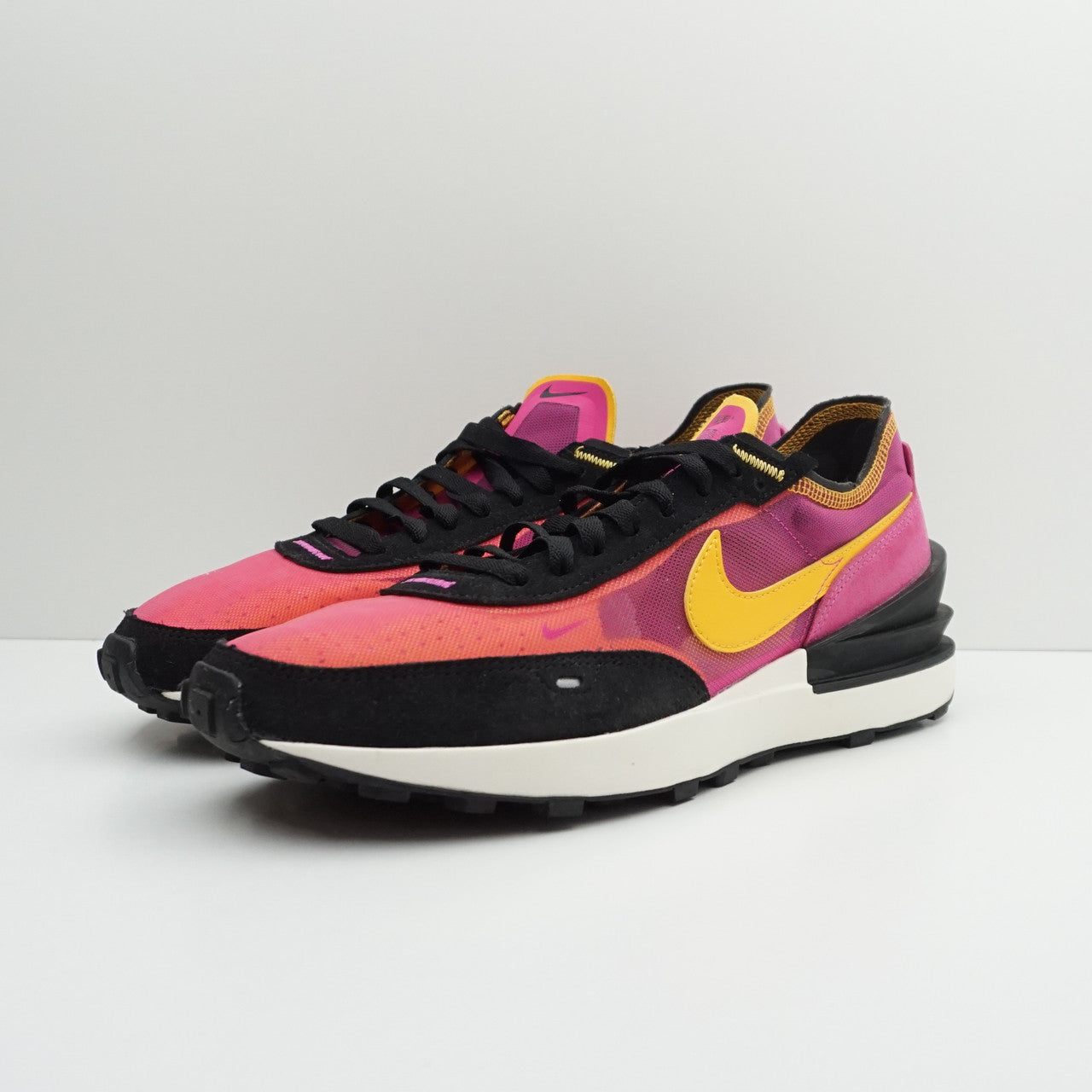 Nike Waffle One Active Fuchsia