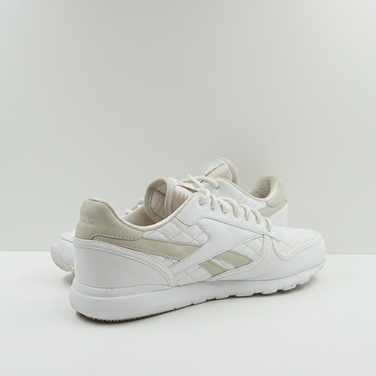 Reebok Salong Betong White