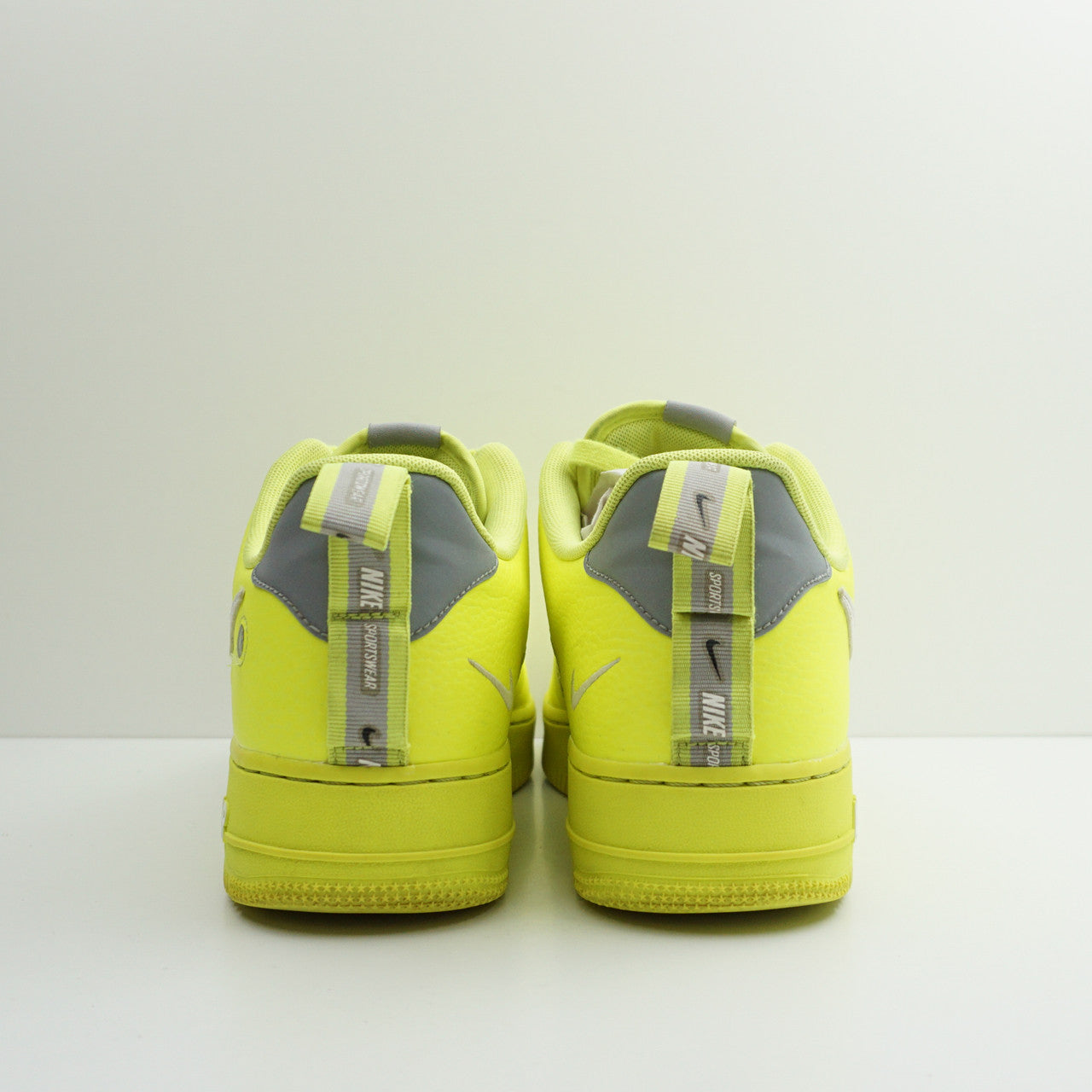 Nike Air Force 1 Utility Volt 2