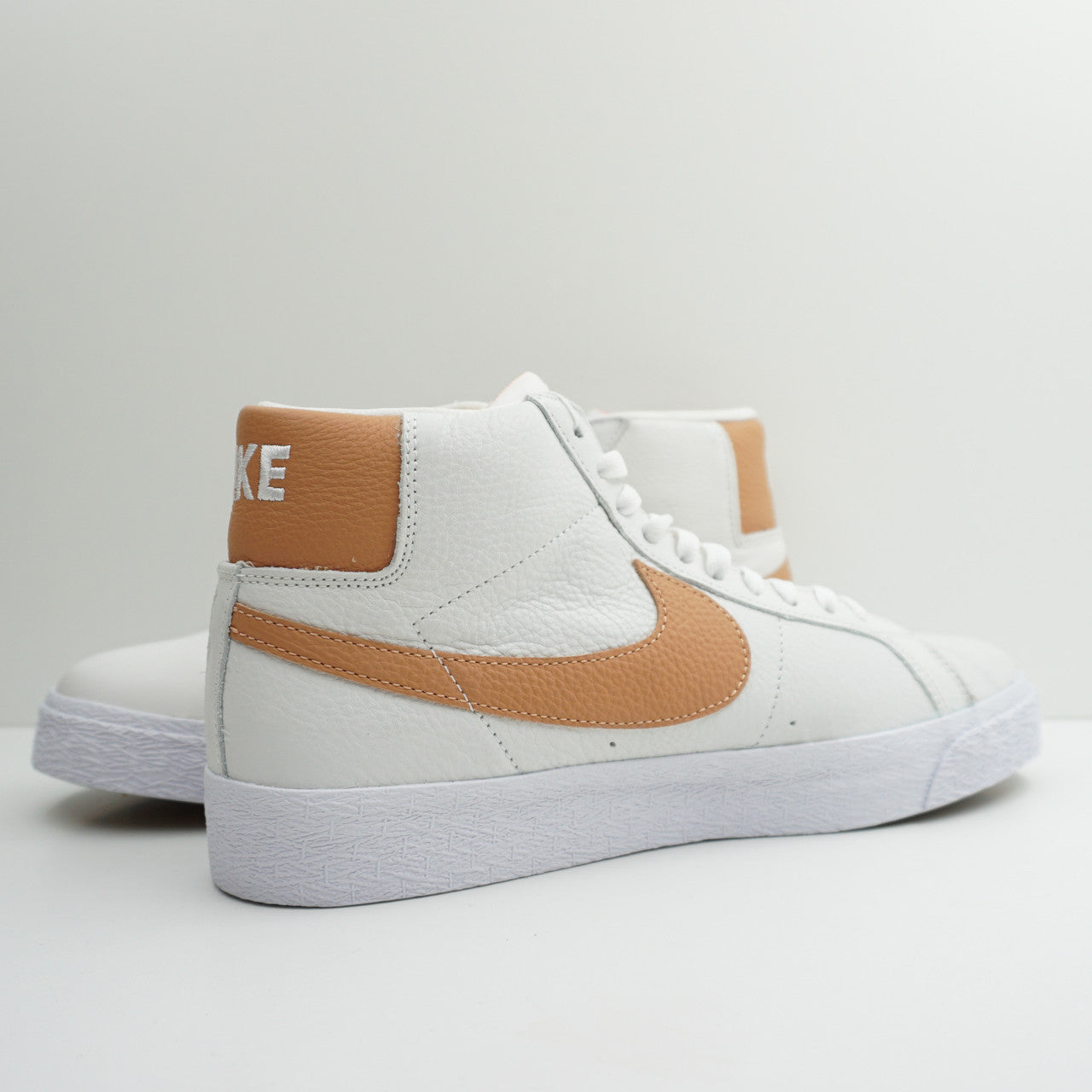Nike SB Zoom Blazer Mid ISO White Light Cognac