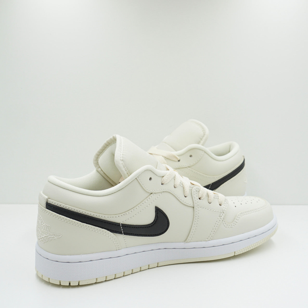 Jordan 1 Low Coconut Milk (W)