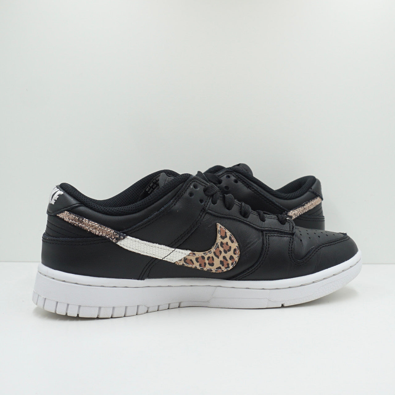 Nike Dunk Low SE Primal Black (W)