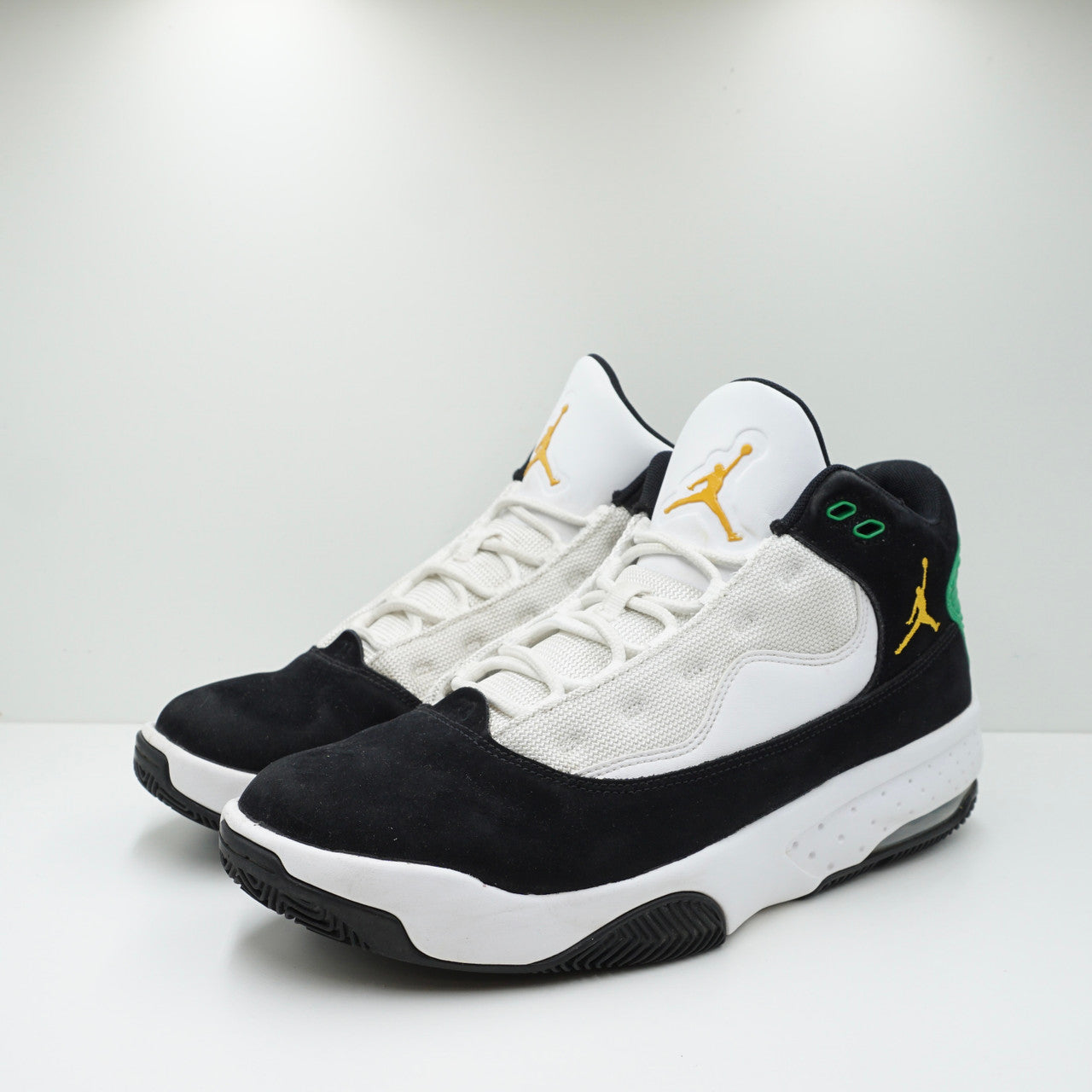 Jordan Max Aura Lucky Green