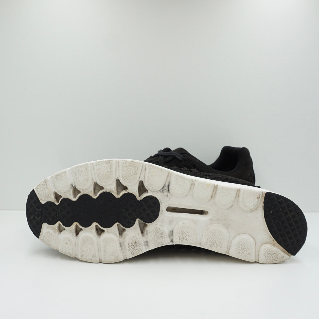 Nike Mayfly Woven Black/Black-Summit White