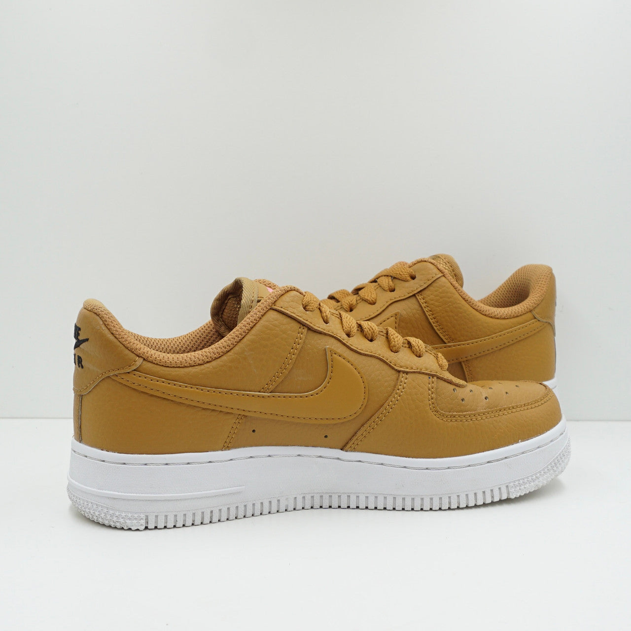Nike Air Force 1 Low '07 Essential Wheat Mini Swoosh (W)