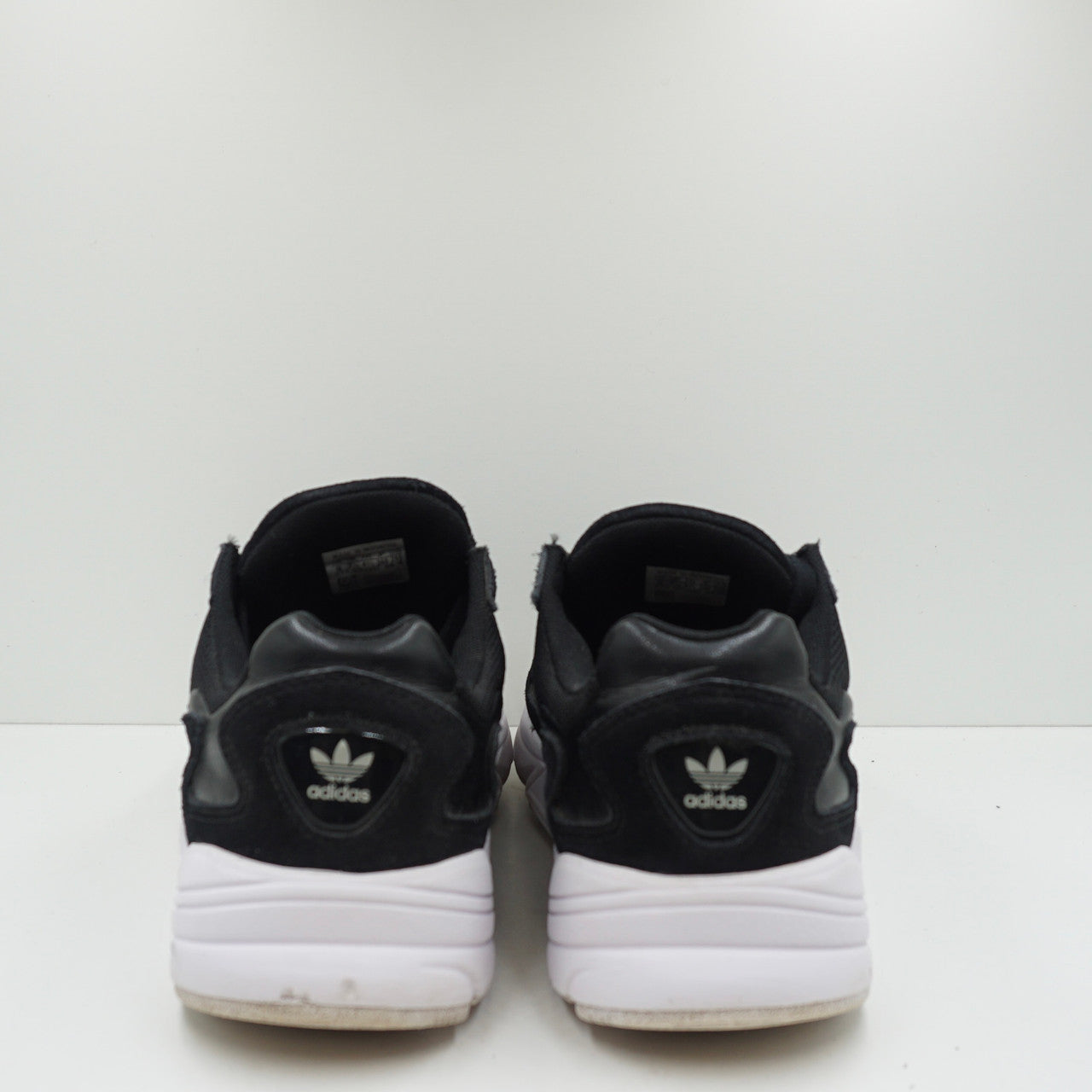 Adidas Falcon Black (W)