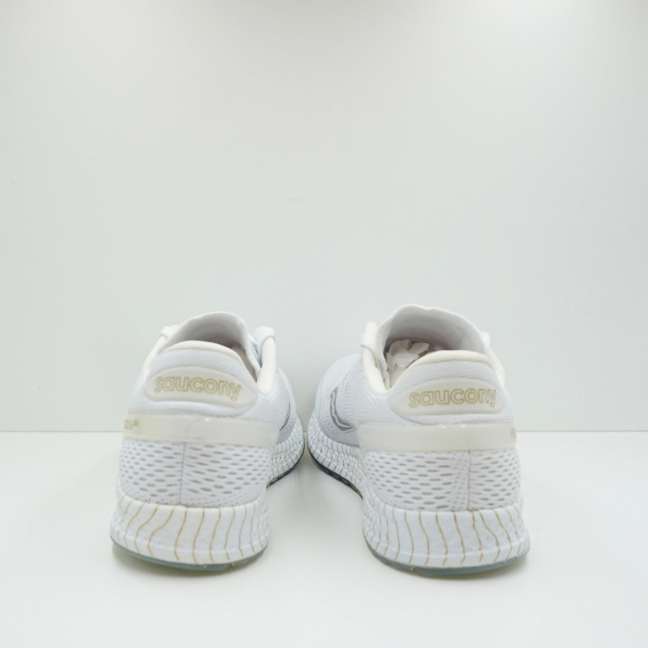 Saucony Freedom ISO White Sample