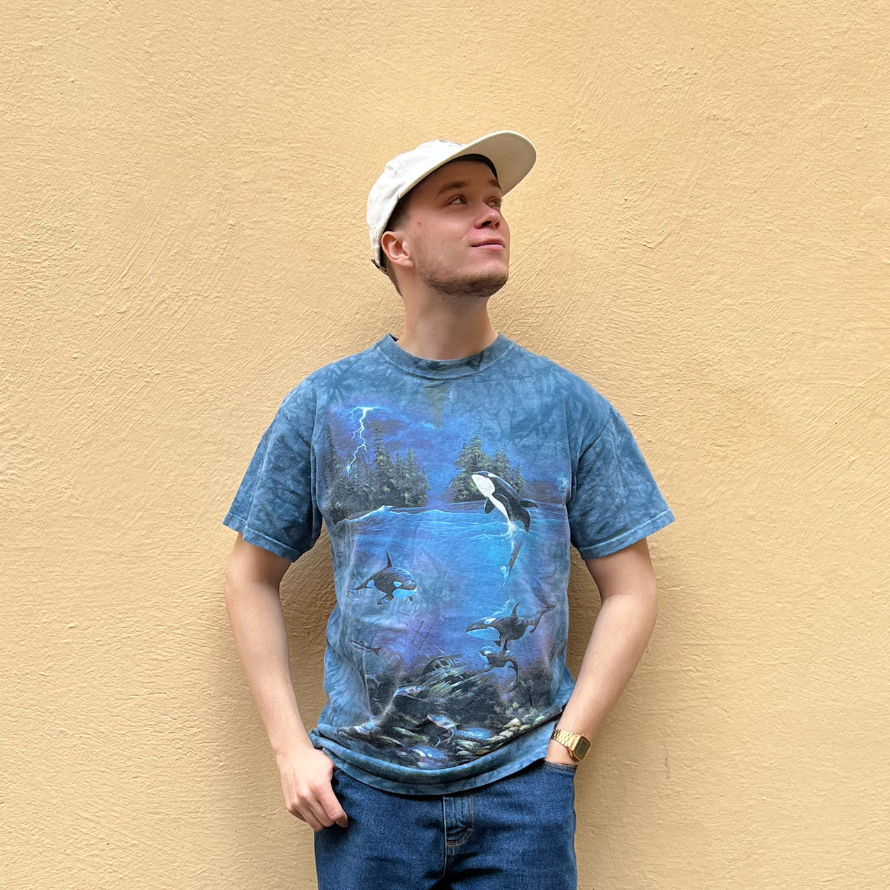 Killer Whale Vintage Tshirt