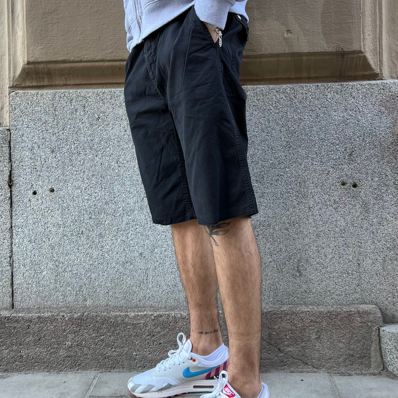 Obey Shorts Black