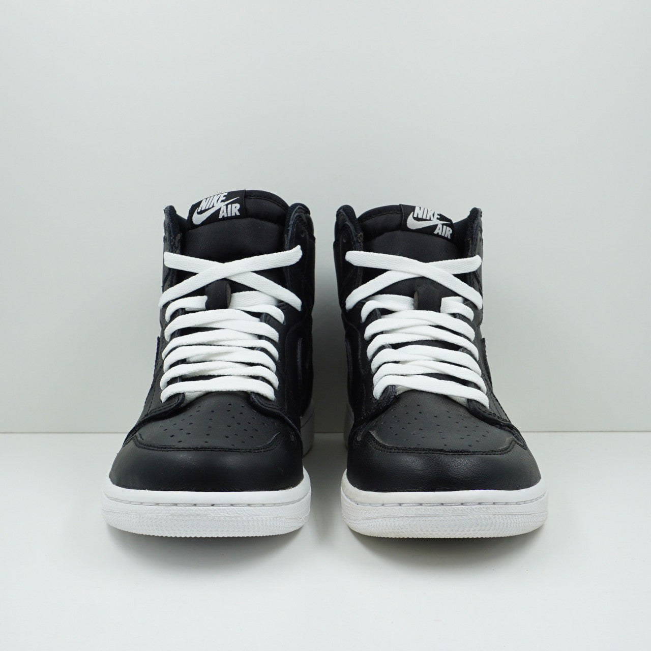 Jordan 1 Retro Cyber Monday