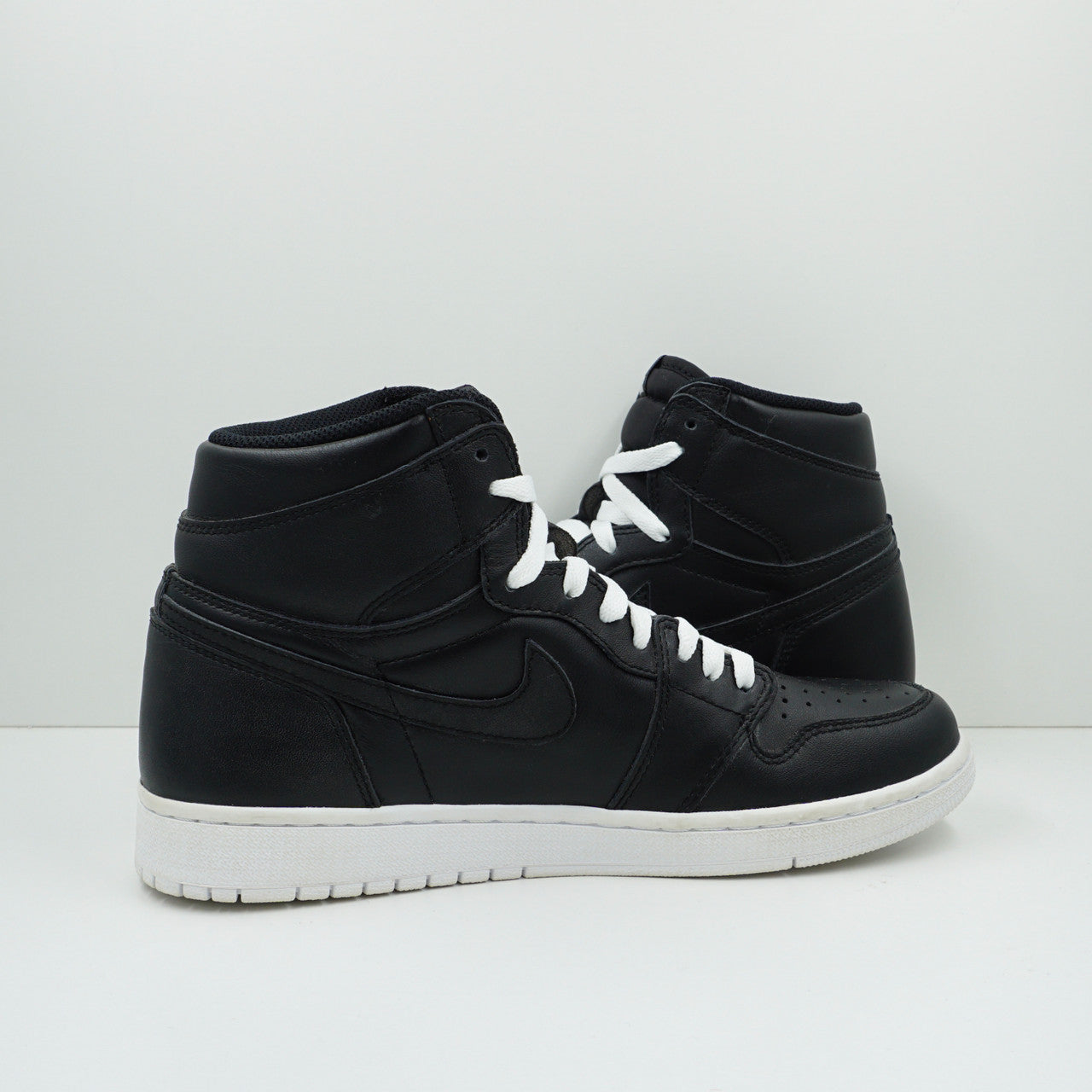 Jordan 1 Retro Cyber Monday