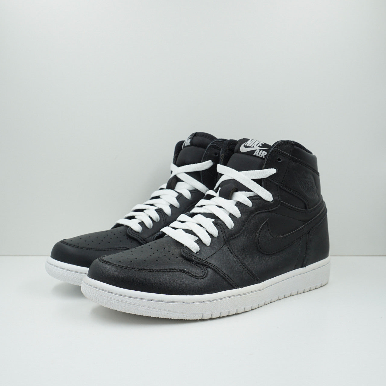 Jordan 1 Retro Cyber Monday