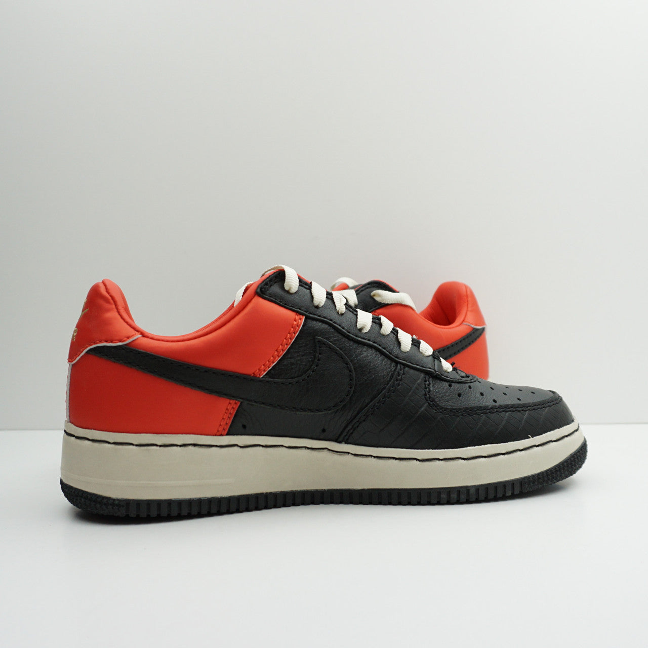 Nike Air Force 1 Insideout