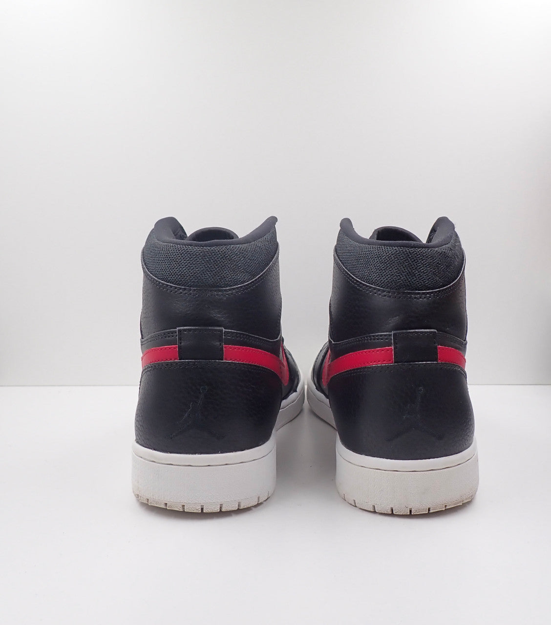 Jordan 1 Retro Rare Air Bred