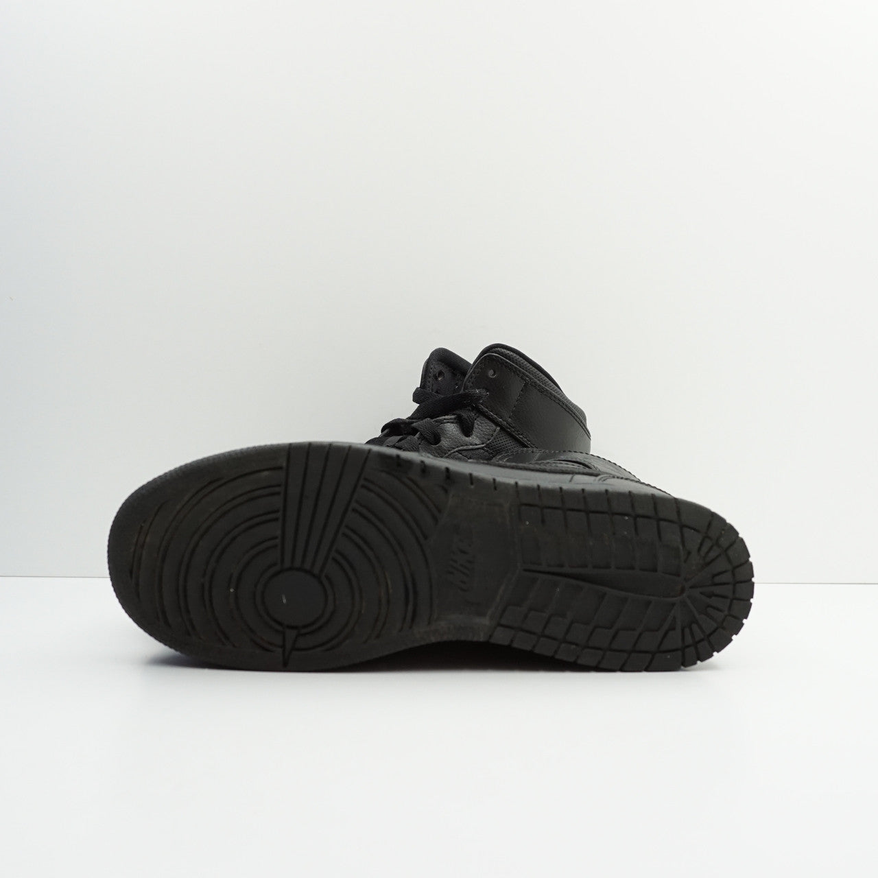 Jordan 1 Mid Triple Black (2015) (GS)