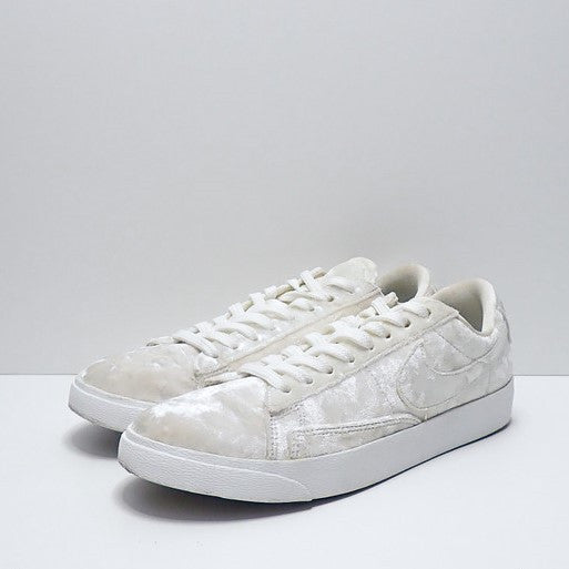 Nike Blazer Low LX (W)
