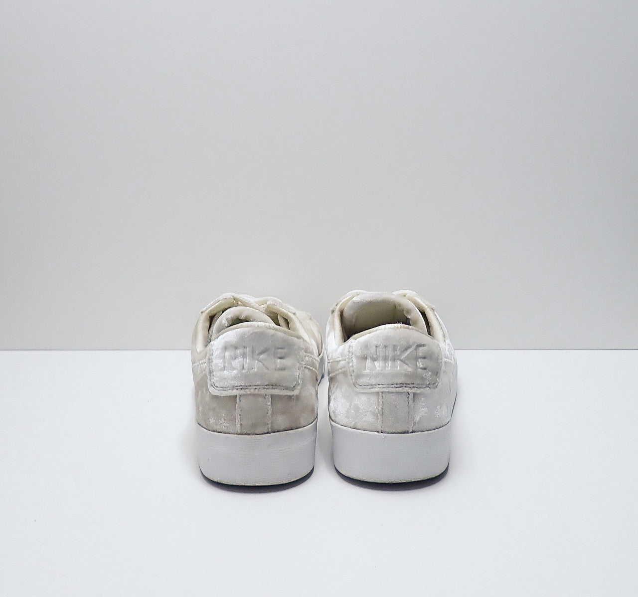 Nike Blazer Low LX (W)
