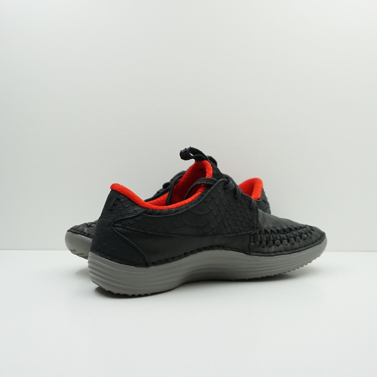 Nike Solarsoft Moccasin Woven Yeezy