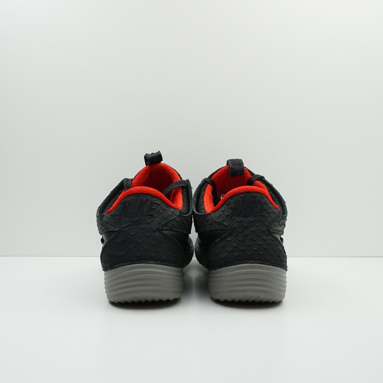 Nike Solarsoft Moccasin Woven Yeezy