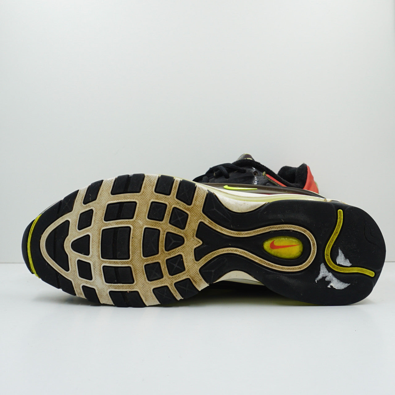 Nike Air Max Deluxe Black Volt Habanero Red