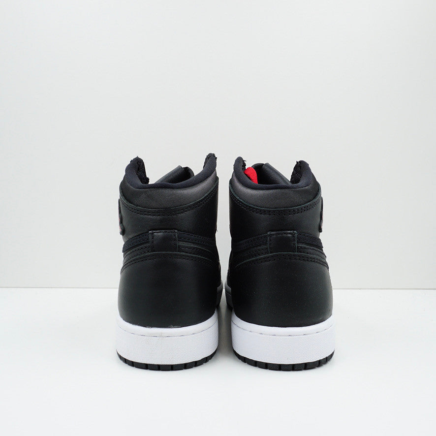 Jordan 1 Retro High Black Satin Gym Red Black (GS)