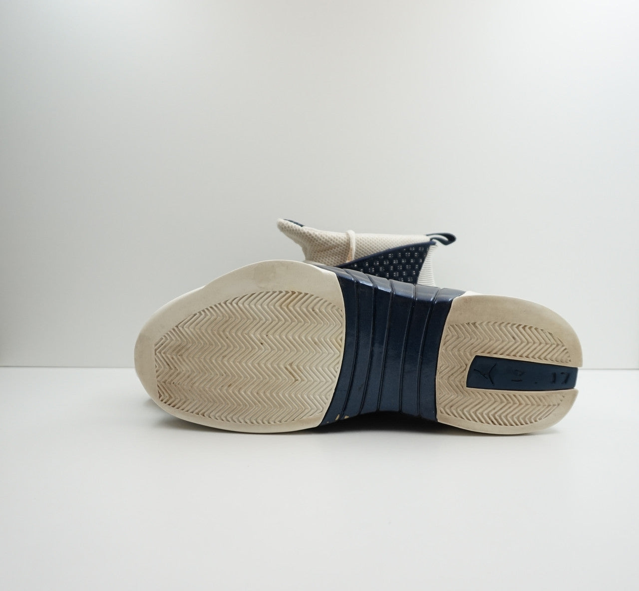 Jordan 15 OG Obsidian (2000)