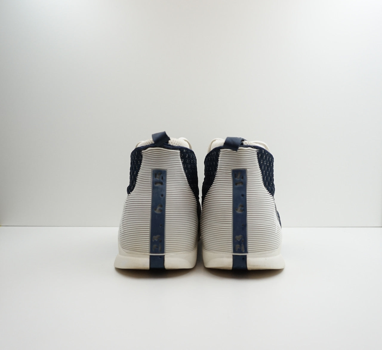 Jordan 15 OG Obsidian (2000)