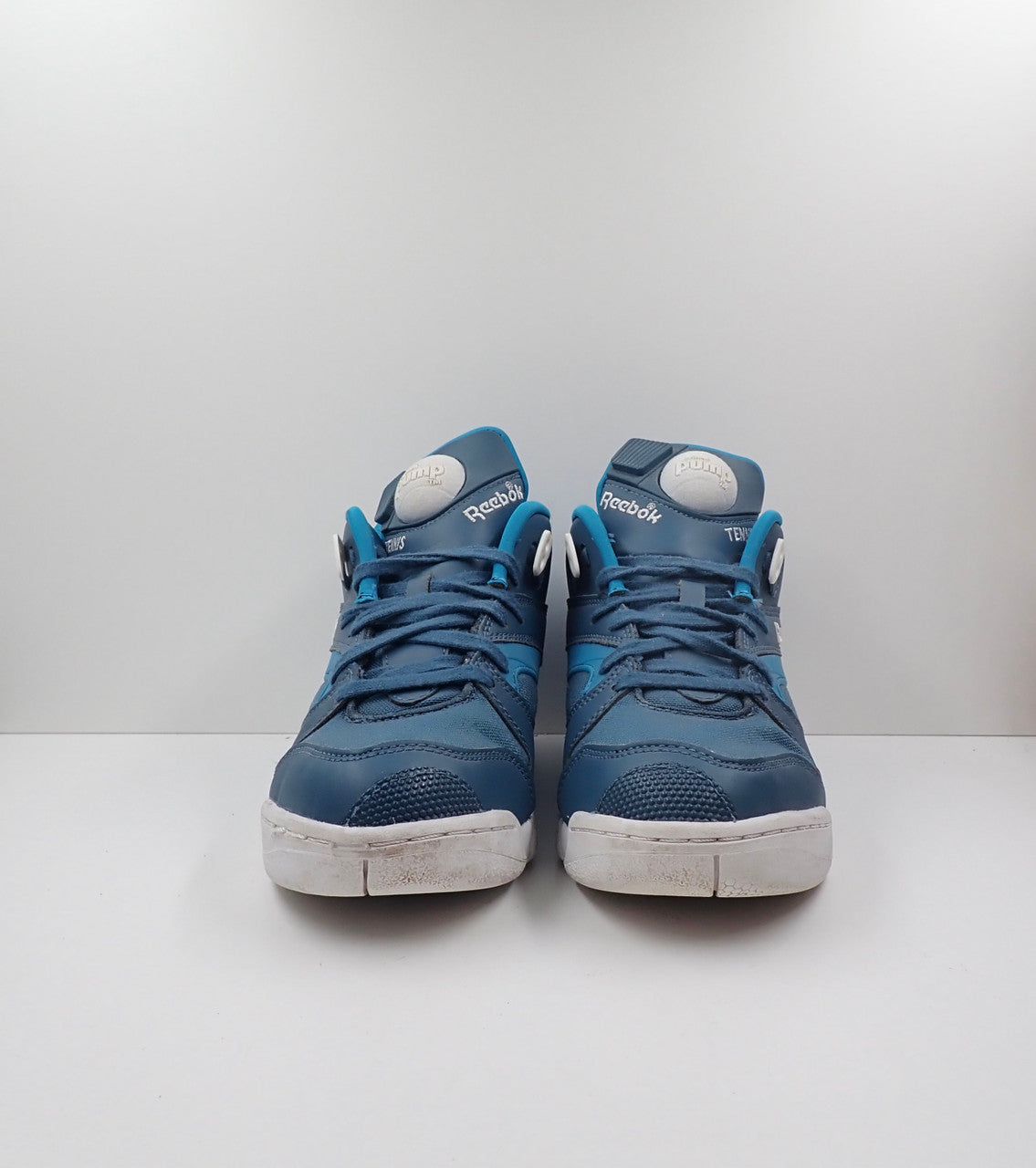 Reebok Court Victory Pump