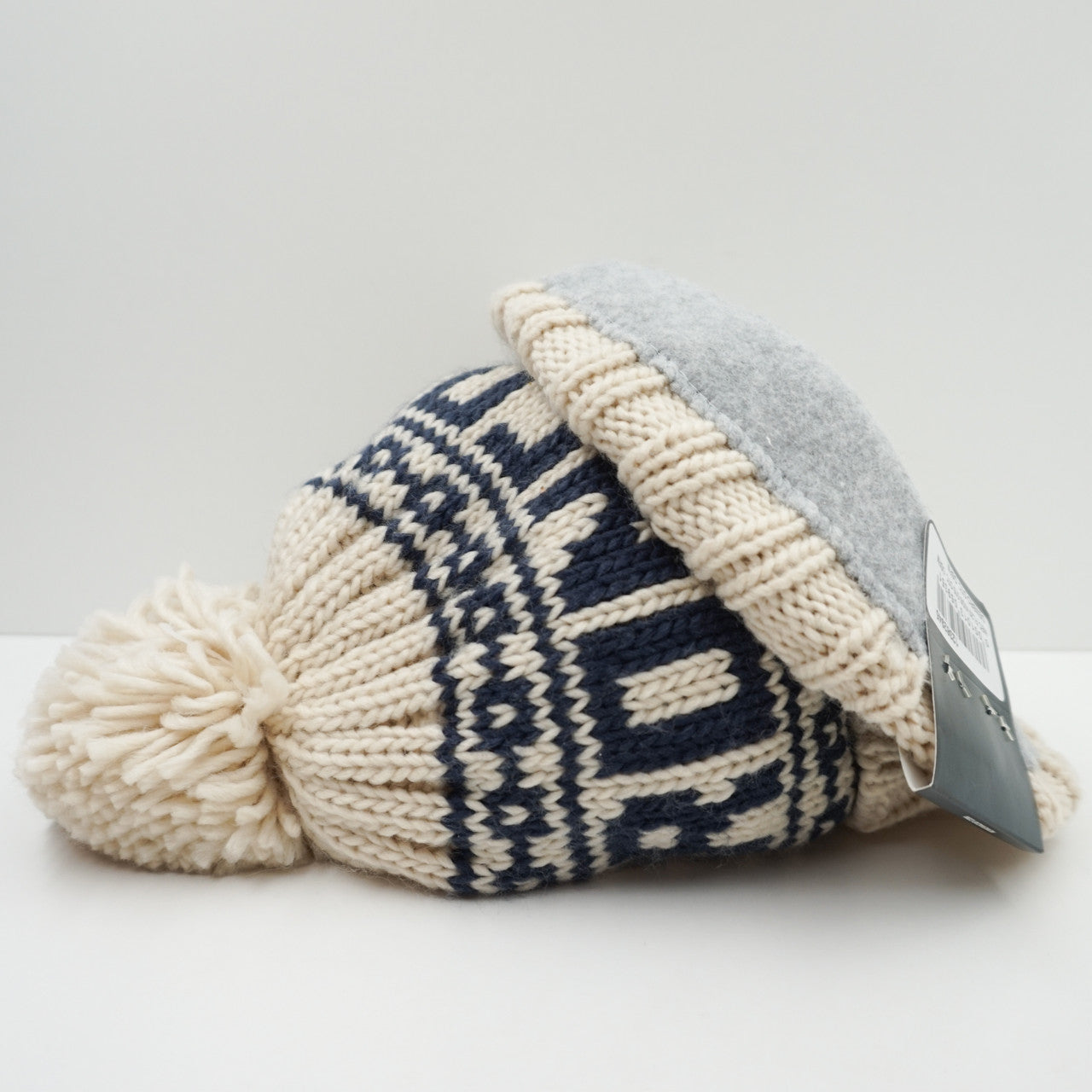 New Era Broncos Beanie (W)