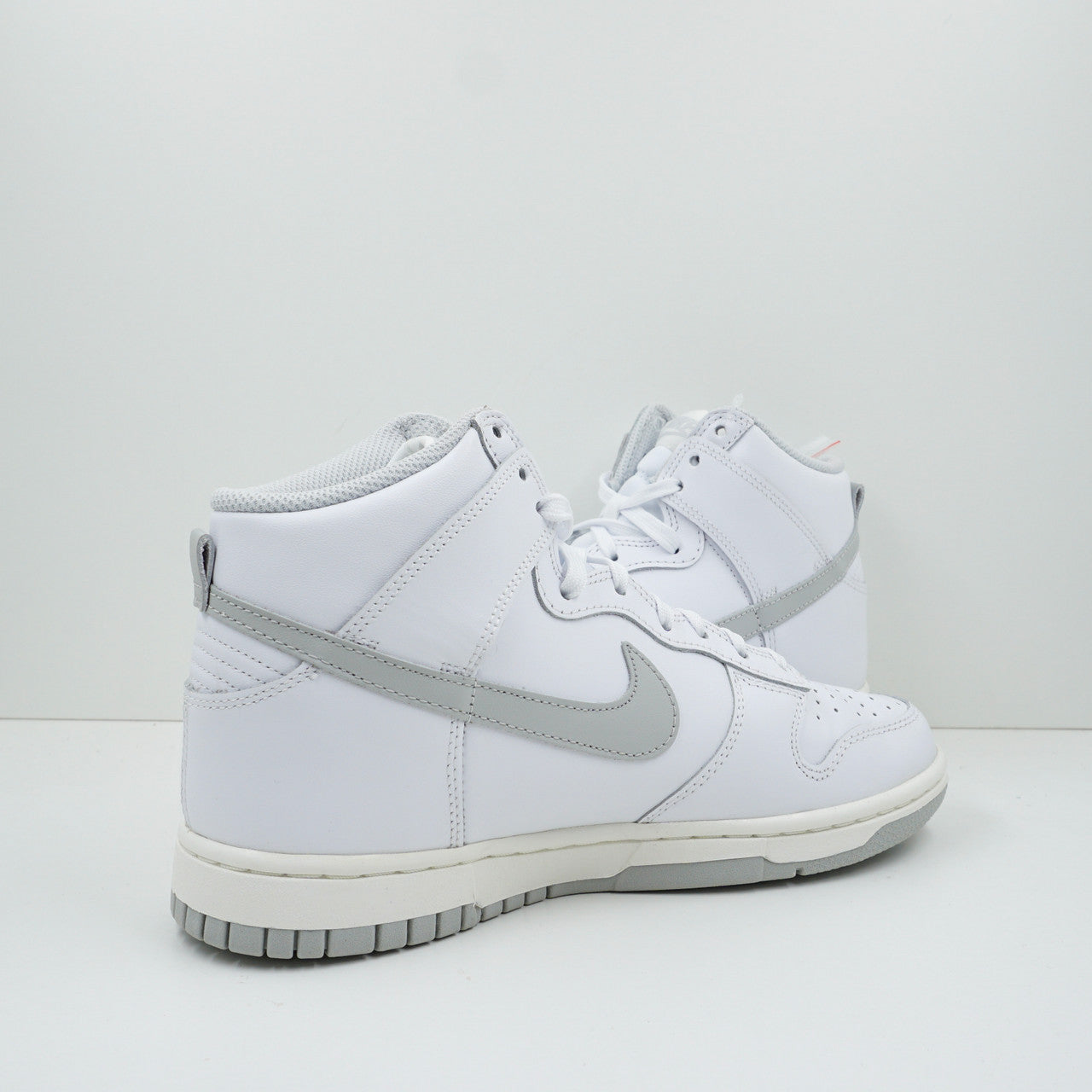 Nike Dunk High Neutral Grey (W)