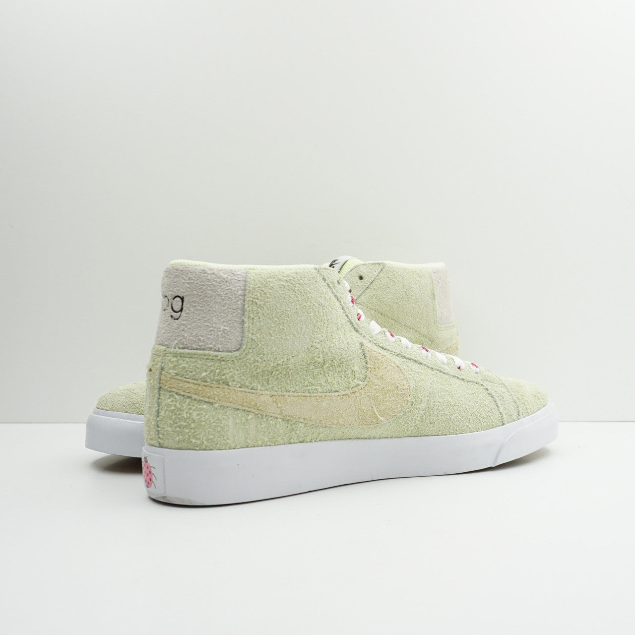 Nike SB Blazer Frog Skateboards