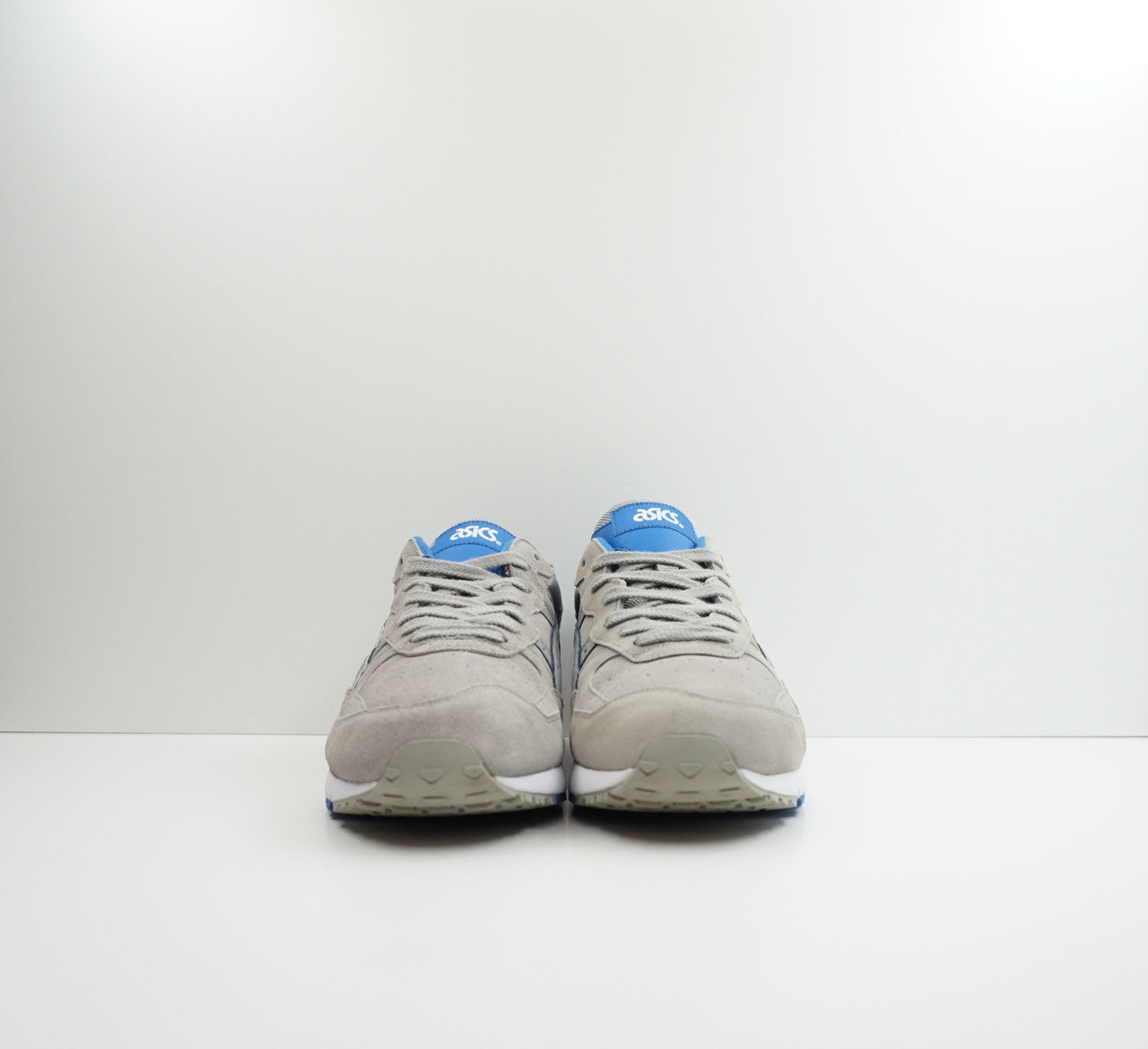 Asics Photo Sample