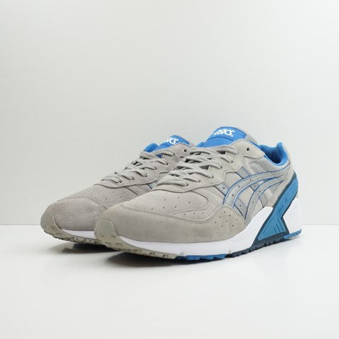 Asics Photo Sample