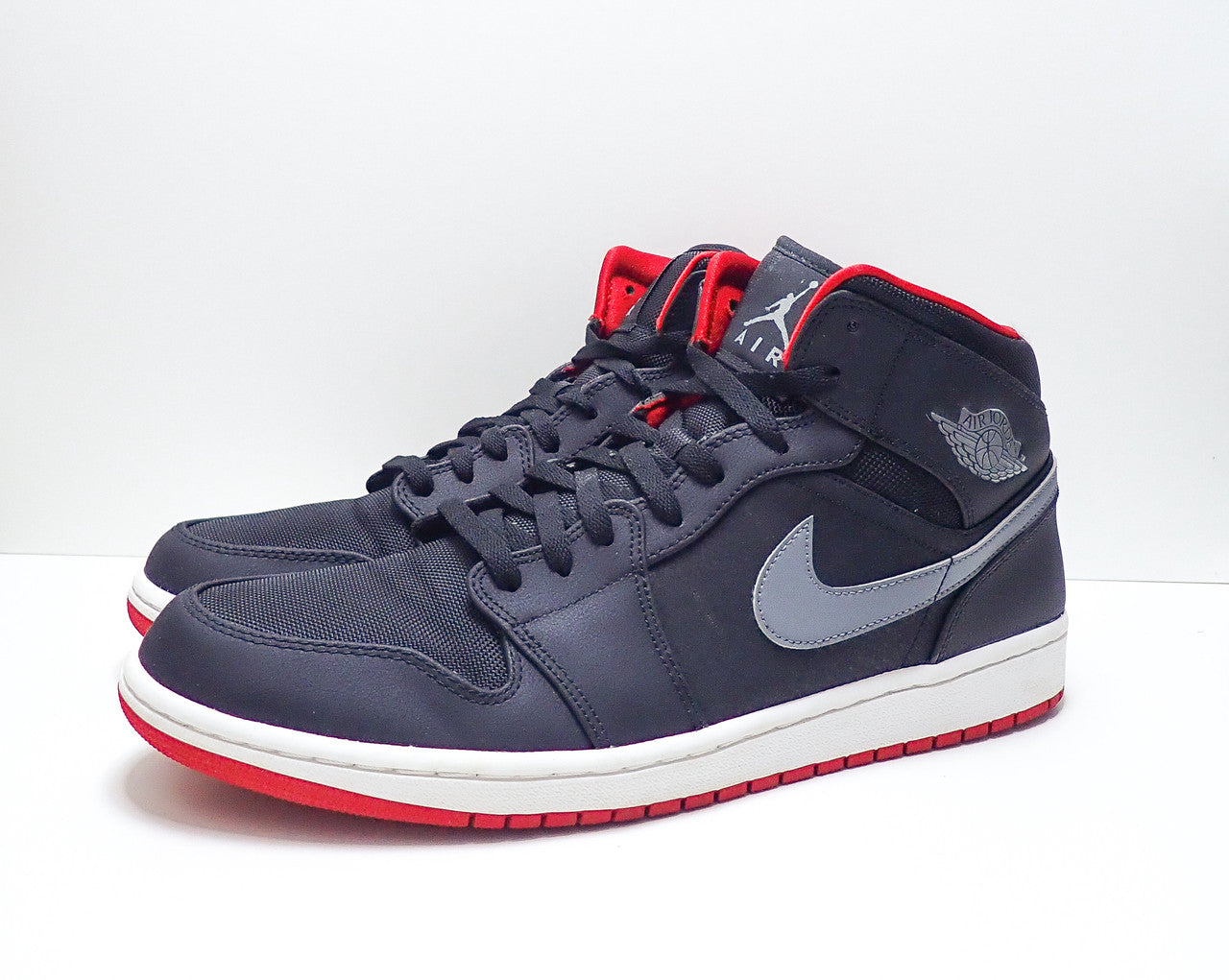 Jordan 1 Mid Black Cool Grey Gym Red