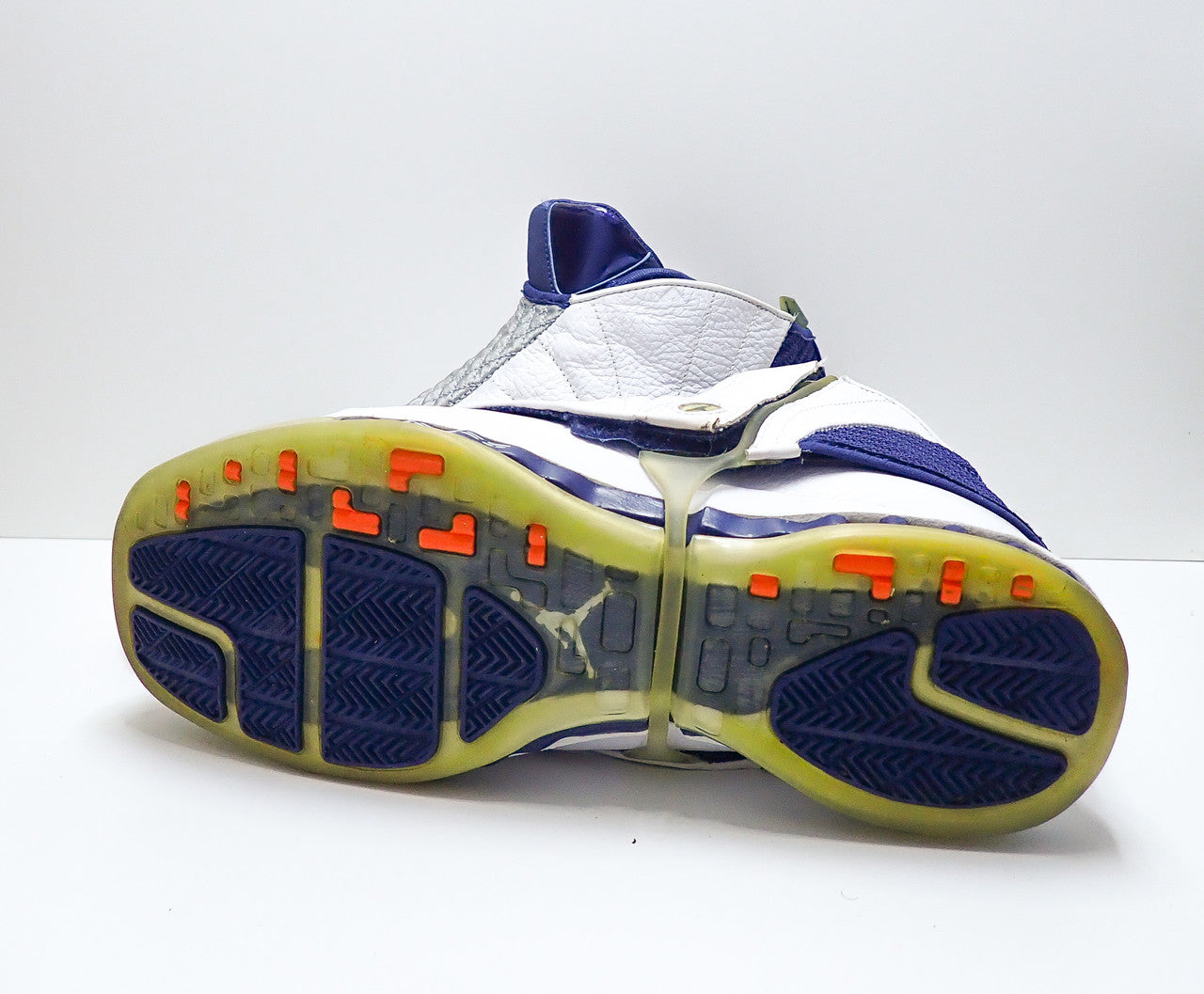 Jordan 16 Retro Midnight Navy (2016)