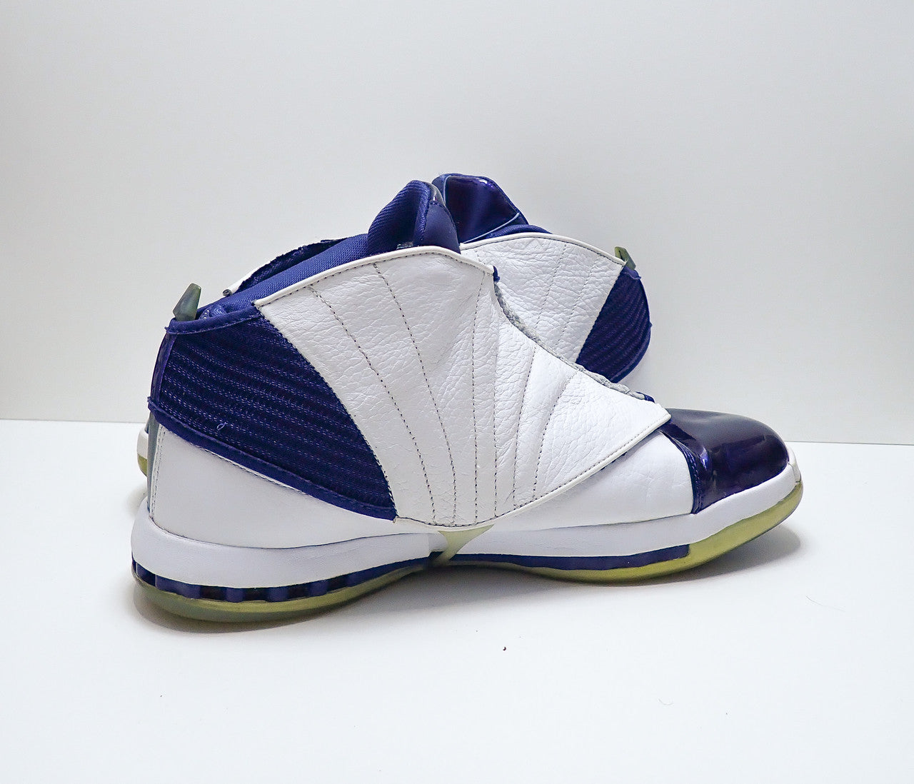 Jordan 16 Retro Midnight Navy (2016)