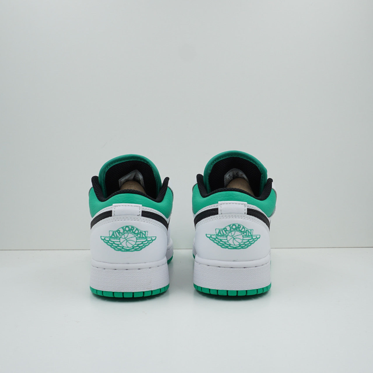 Jordan 1 Low White Lucky Green Tumbled Leather (GS)