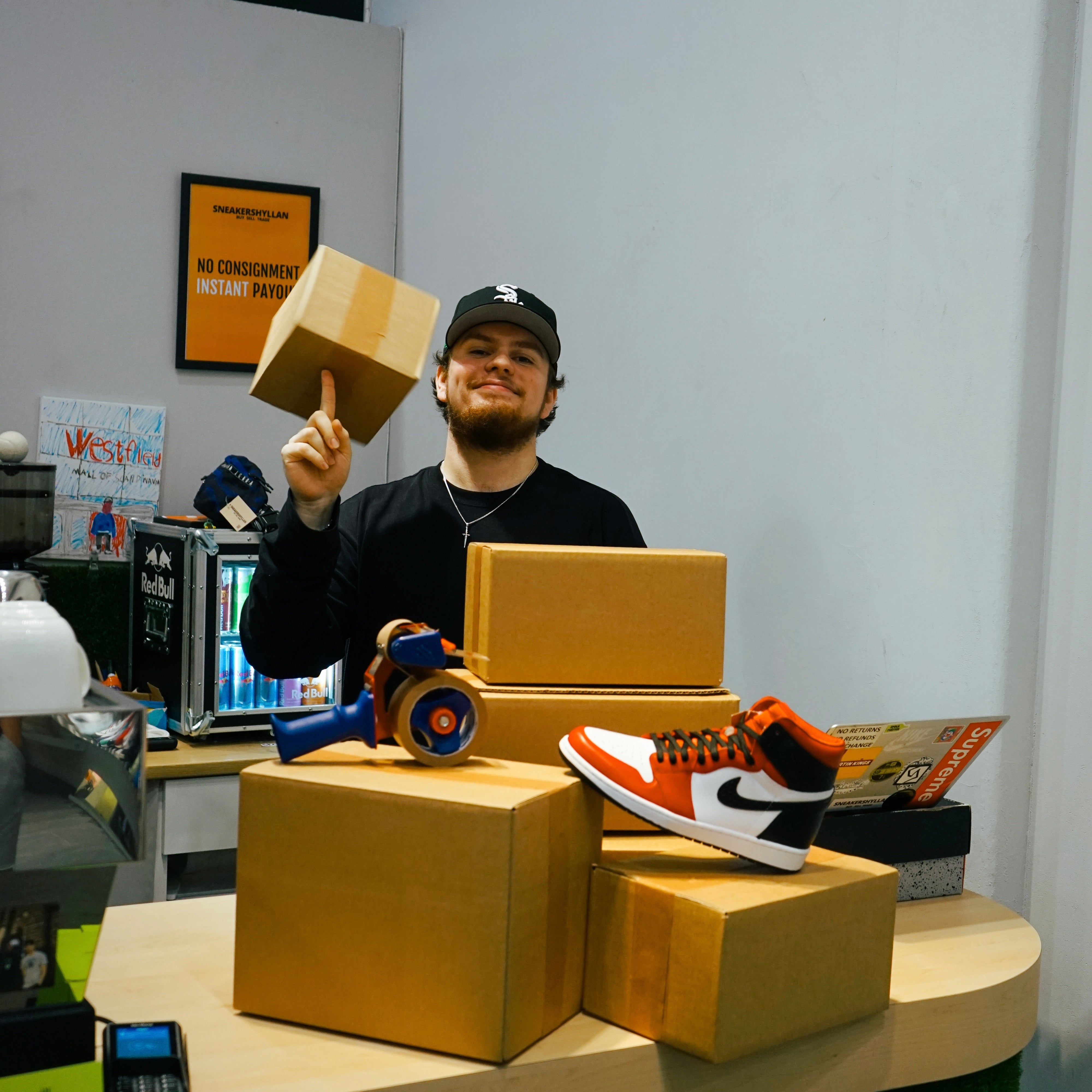 Shop online shipping boxes