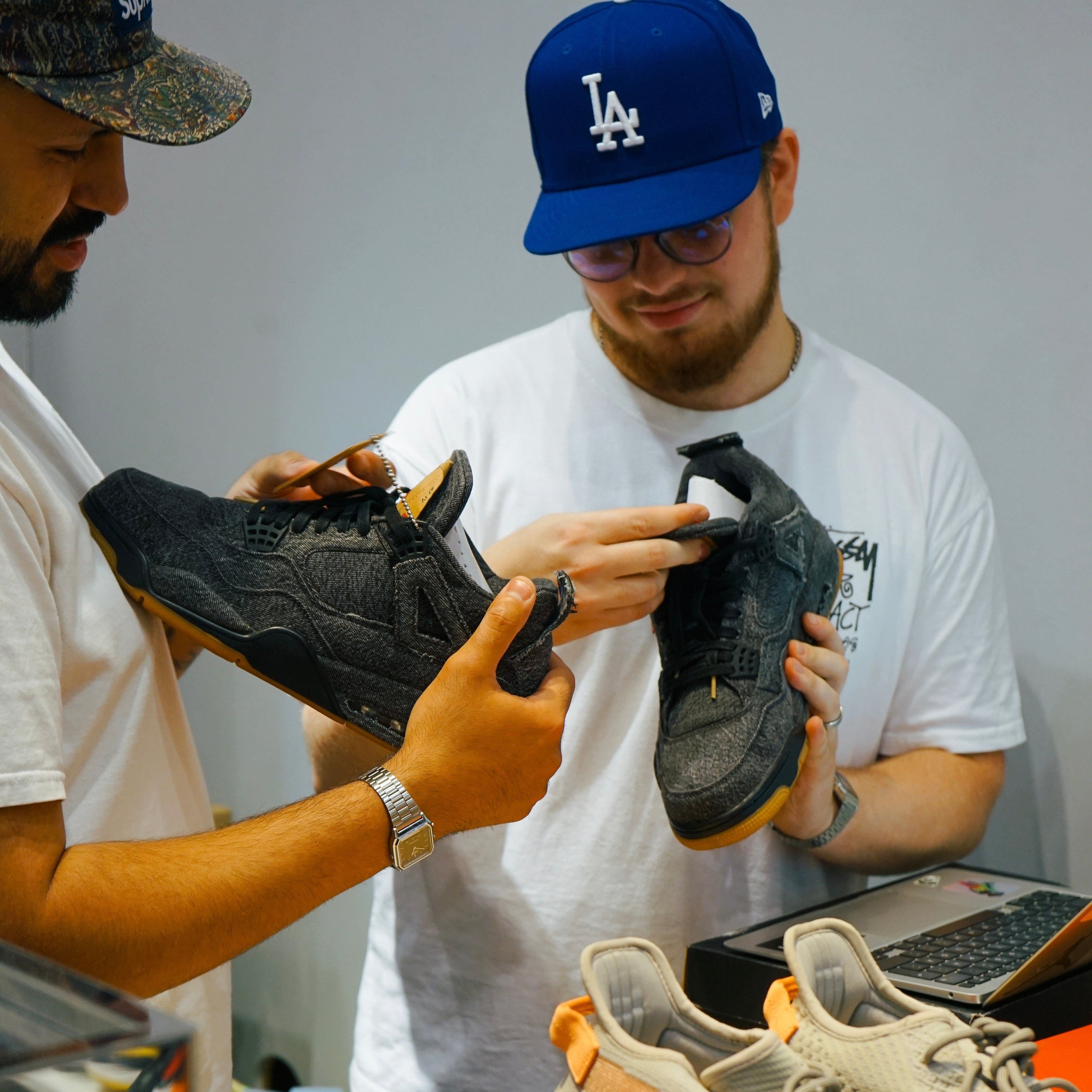 Authentication of sneakers