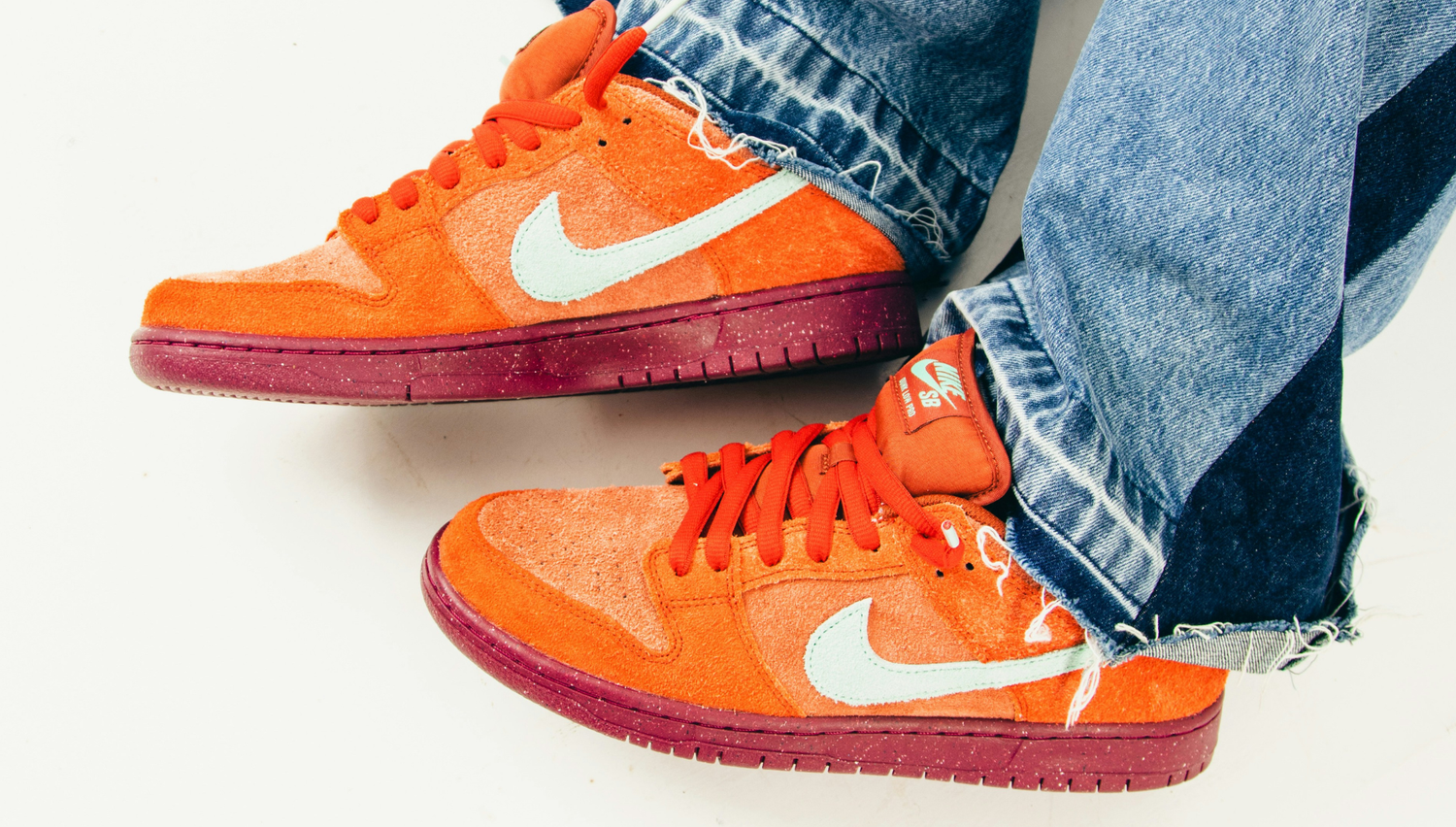 suede sneakers nike sb