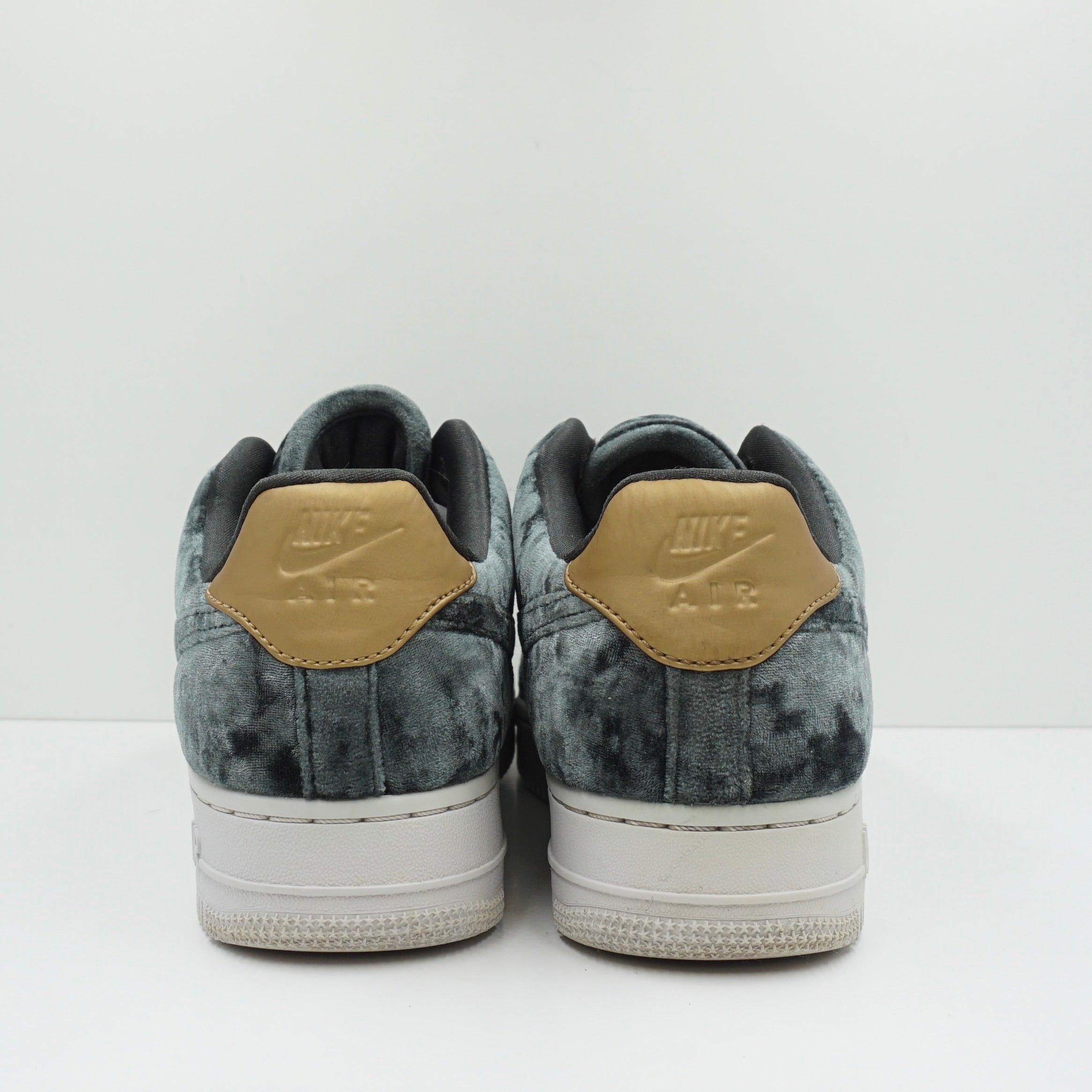 Nike Air Force Low Outdoor Green Velvet (W)