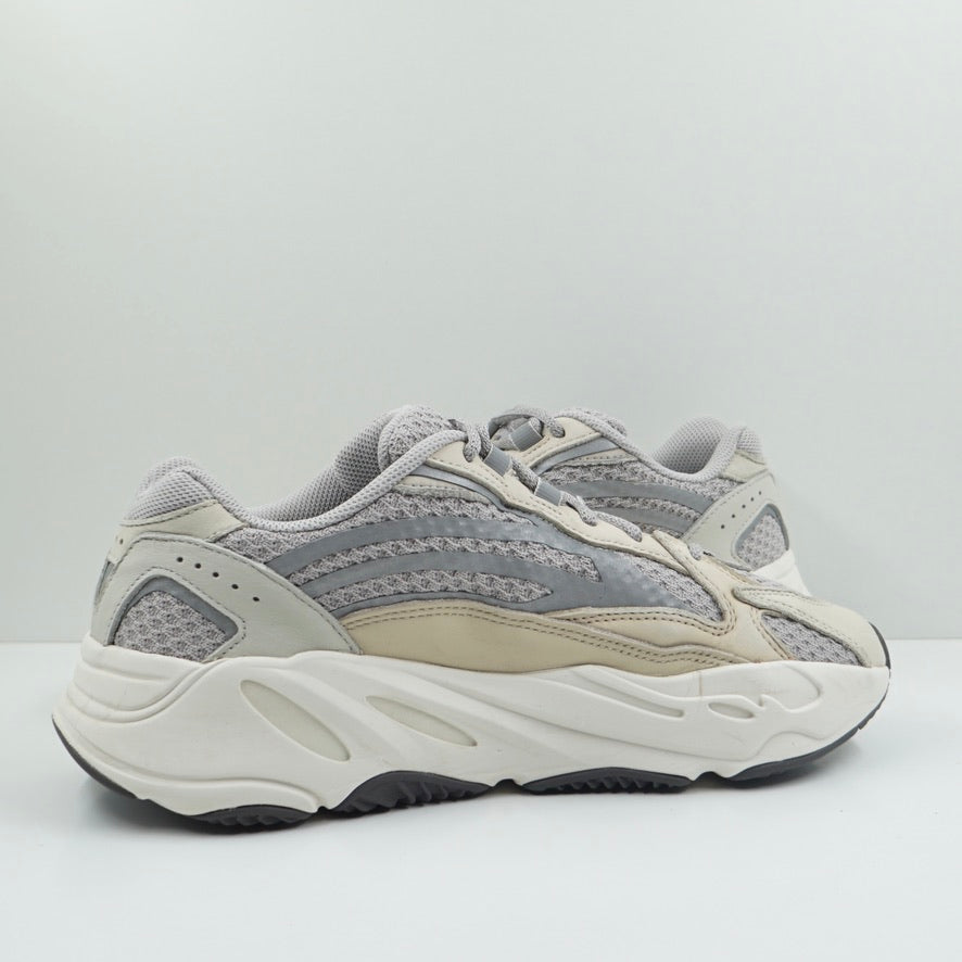Adidas Yeezy Boost 700 V2 Cream