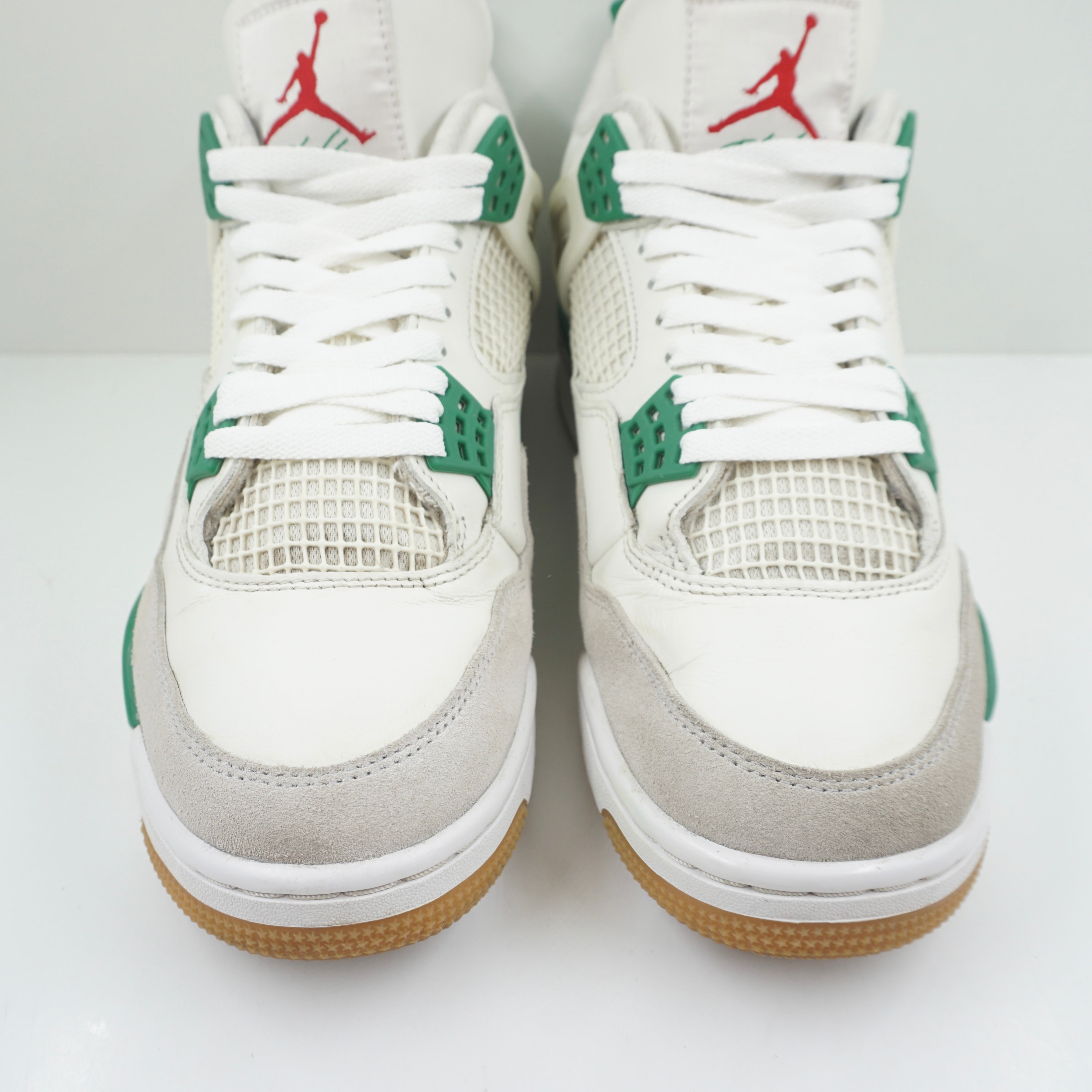 Jordan 4 Retro SB Pine Green