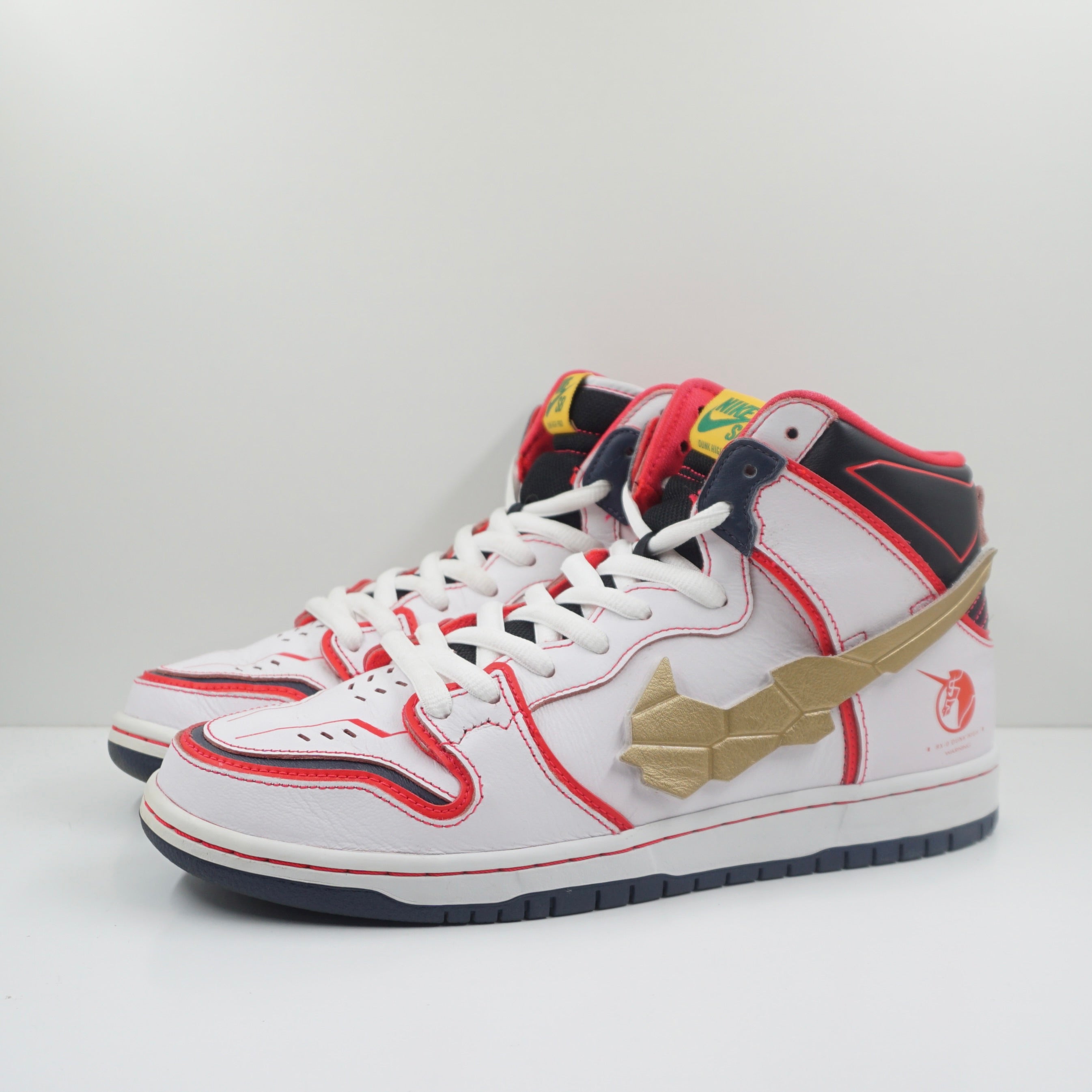 Nike SB Dunk High RX-0 Unicorn Gundam