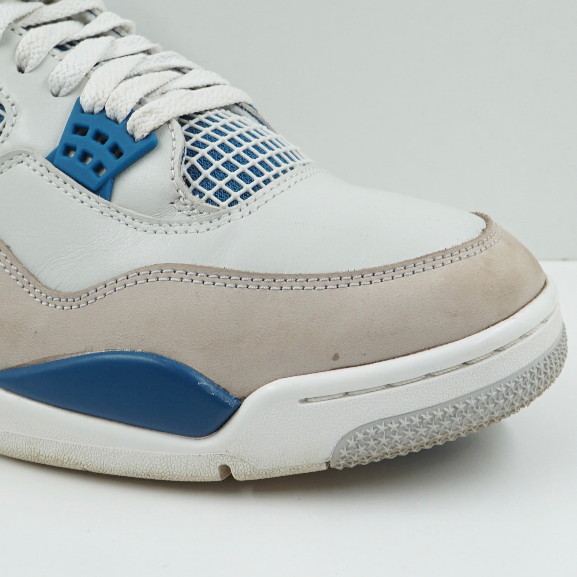 Jordan 4 Retro Military Blue (2024)